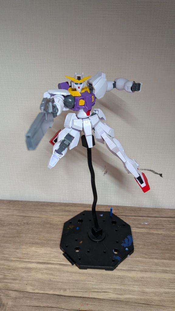 まず、ラファエルから。ガ系列の機体ということもあり、今までのソレスタルビーイング系列のガンダムとは構造が違く、とても面白かったです！