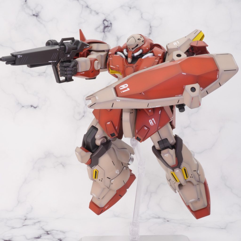 本キットは可動域が狭いので、ポーズに限りが出てきます。