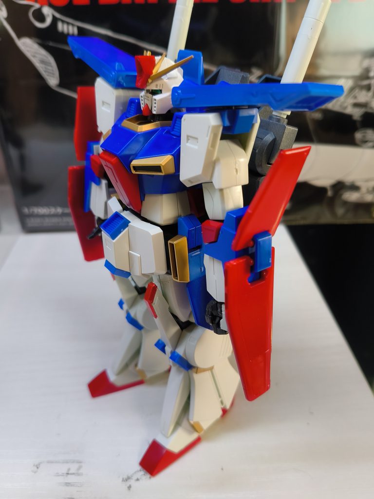 私にとってZZガンダムはＺガンダムの続きであってＺガンダムシリーズとしての　カテゴライズなのです。