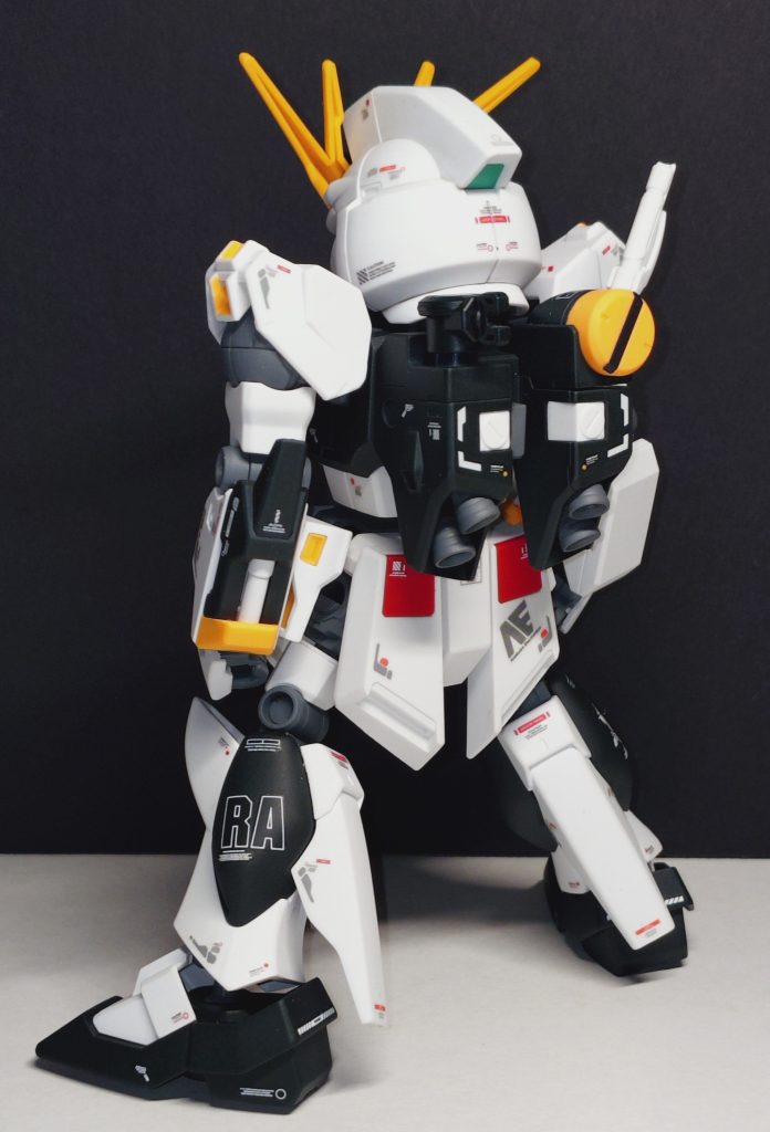 胴体はHG.腕と明日はEG.頭と肩はSDを使用しました(⁠.⁠&nbsp;⁠❛⁠&nbsp;⁠ᴗ⁠&nbsp;⁠❛⁠.⁠)