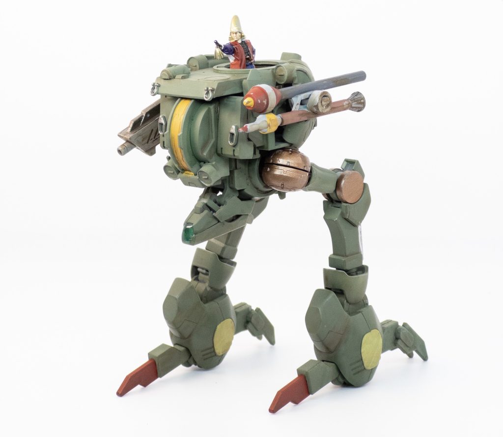 各種水性塗料での全筆塗りです。1/72の武将をライドオン。これを塗るのがいちばん大変でした…。