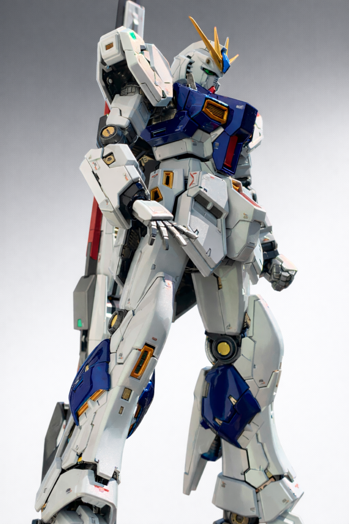 実物と🤣–2枚目/制作者：(・8・)ヒヨコ