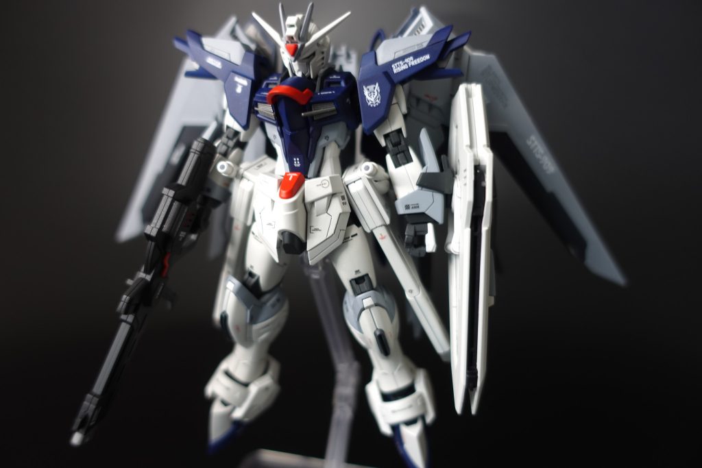 HG 1/144 ライジングフリーダムガンダム