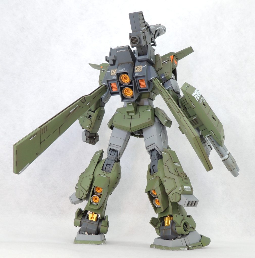MG1/100ガンダムストームブリンガーF.A.(フェイタル・アッシュ)–3枚目/制作者：あやぽん