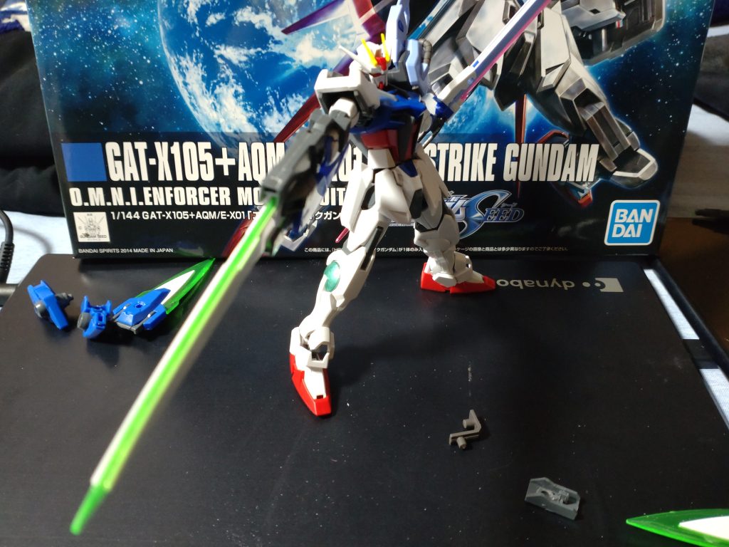 ムウ　一気に噛ますぜ！！　イアン！！！イアン　換装し直すのがネックだな、よし！行けぇムウ！！ムウ　うじゃうじゃいやがる！これじゃキリがねぇ火力で捻じ伏せるしかない、イアン！！