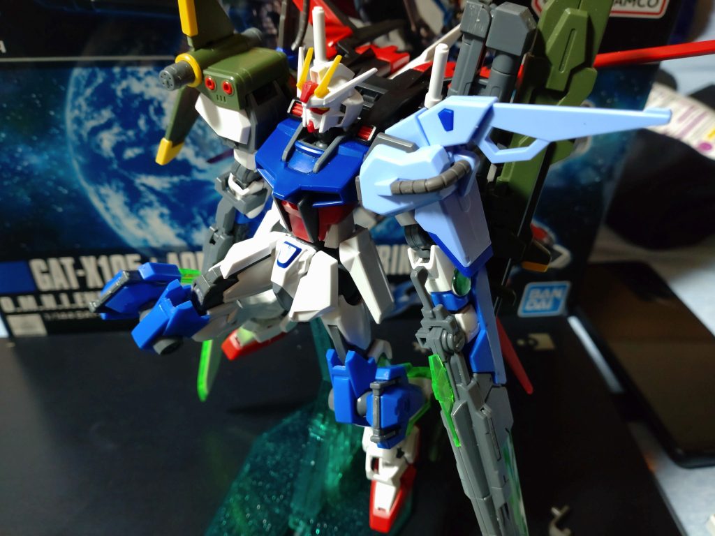 ムウ　刹那！待たせたな！！刹那　！？　お前もガンダムなのか！ムウ　ガンダム？そういやキラも言ってたな、、、あぁ、どうやらそうらしい！！刹那　ともに行こう！ムウ・ラ・フラガ！！ムウ　おうよ！！