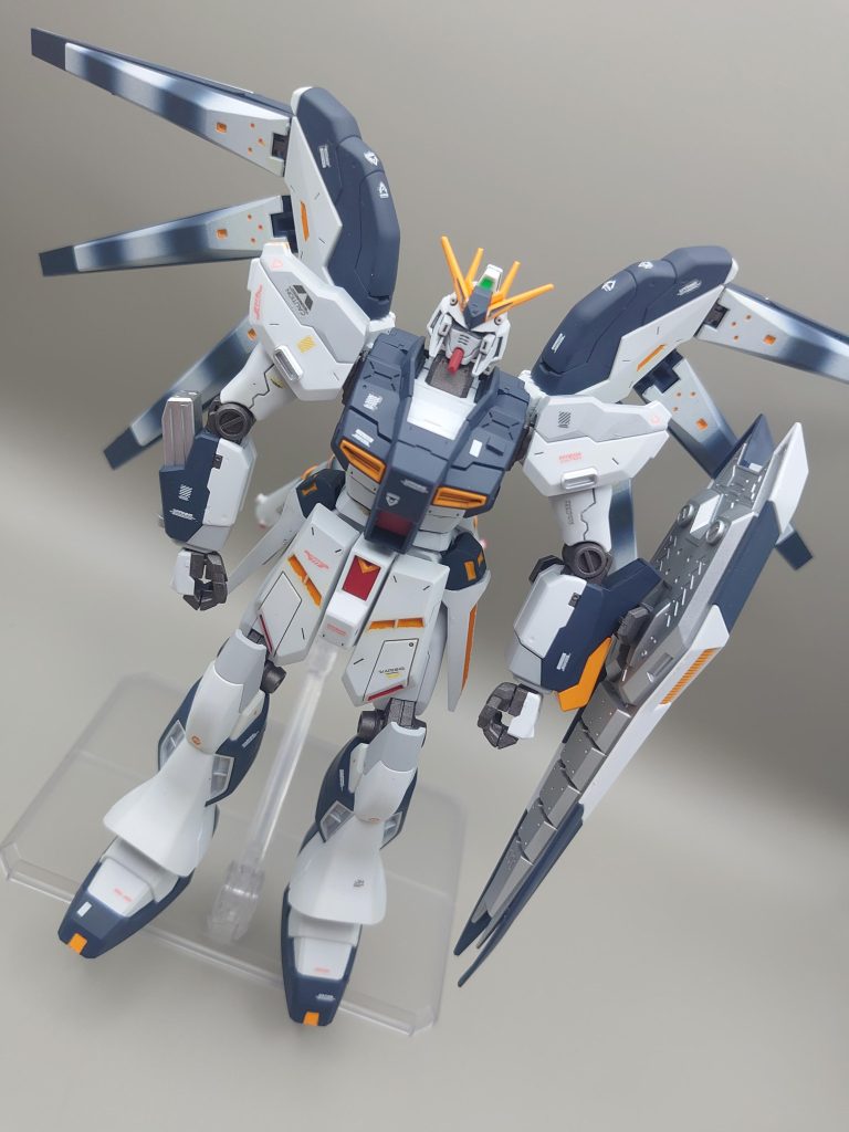 HI-νガンダム νガンダムカラーver.–2枚目/制作者：Leo