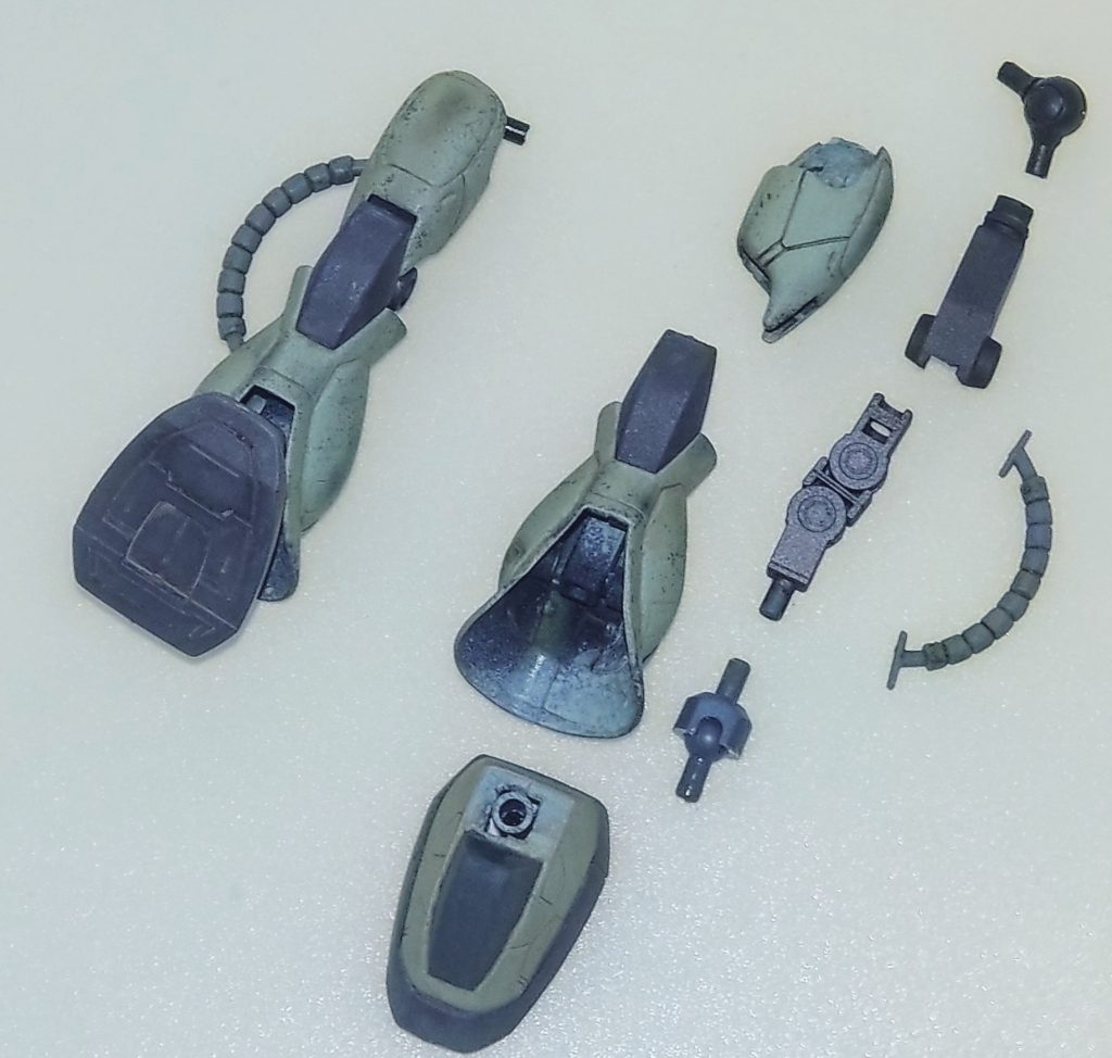 脚部。本キット中特に苦労した部分です。去年より実装したボールデンアームズによるフレーム構造を採用してみました。元々パーツ構成が優れていたことから出来たので、本当に助けられました😰股関節はイエローサブマリン製球体ジョイントに変更しました。