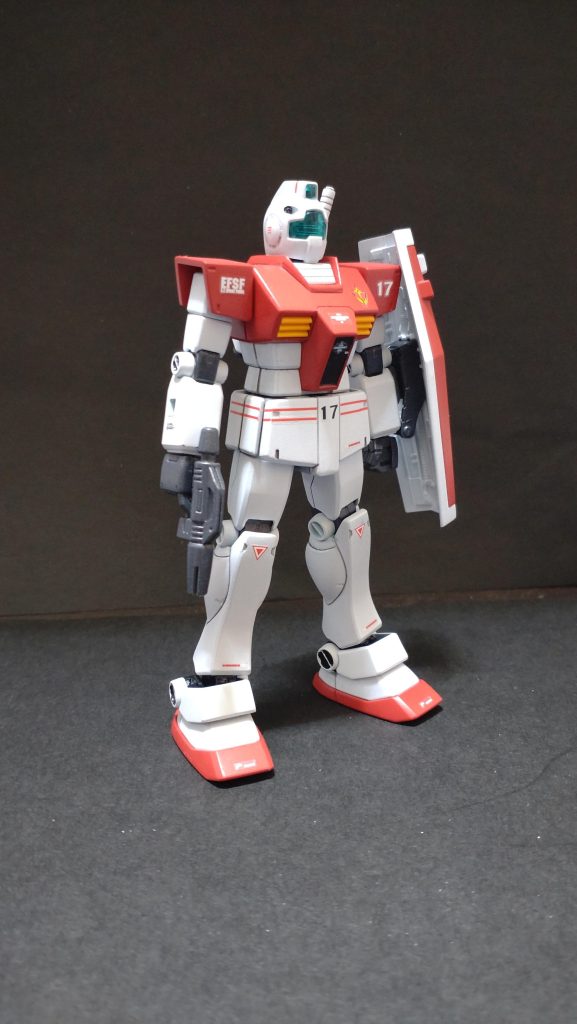 初めて設定に近い塗装した気がします初期のHGですが素組でこのプロポーション😍