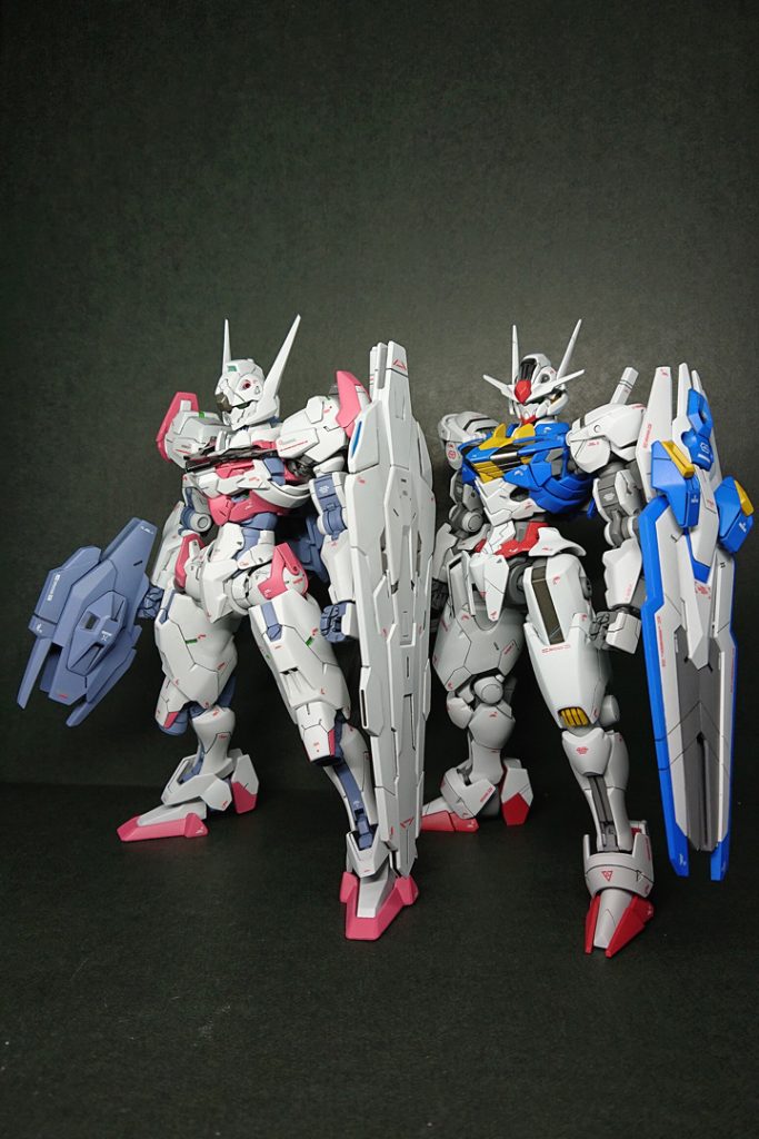 「ルブリス」と「エアリアル」を並べてみました。