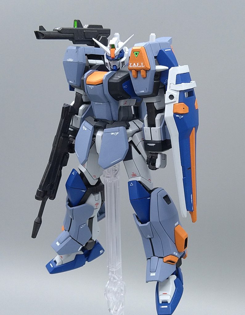 いずれストライクやフリーダム、バスターも作って並べたいです！