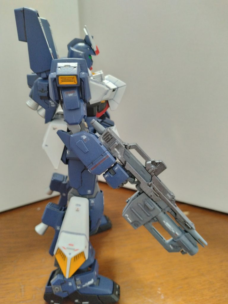 センチネル版バーザムとゼク・アインが持っているのを見て以来、お気に入りのMk-Ⅱのビームライフルとソードオフバズーカの組み合わせです!