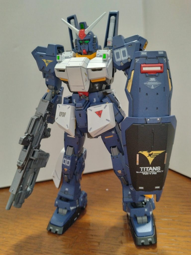 白い追加パーツが差し色になってます。1番最初に投稿したアレックスのセルフオマージュですw