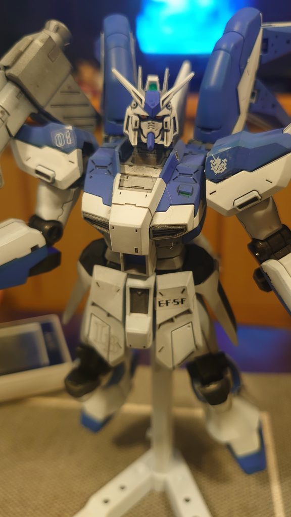 HGUC 1/144 Hi-νガンダム