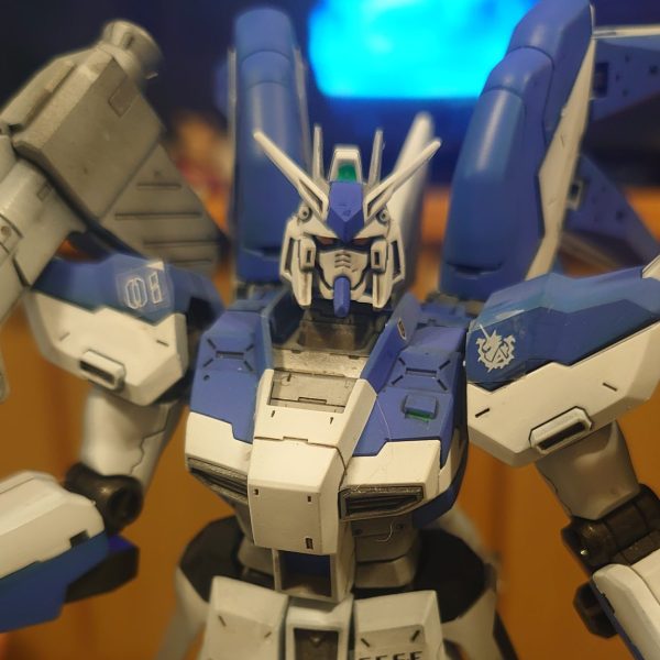HGUC 1/144 Hi-νガンダム
