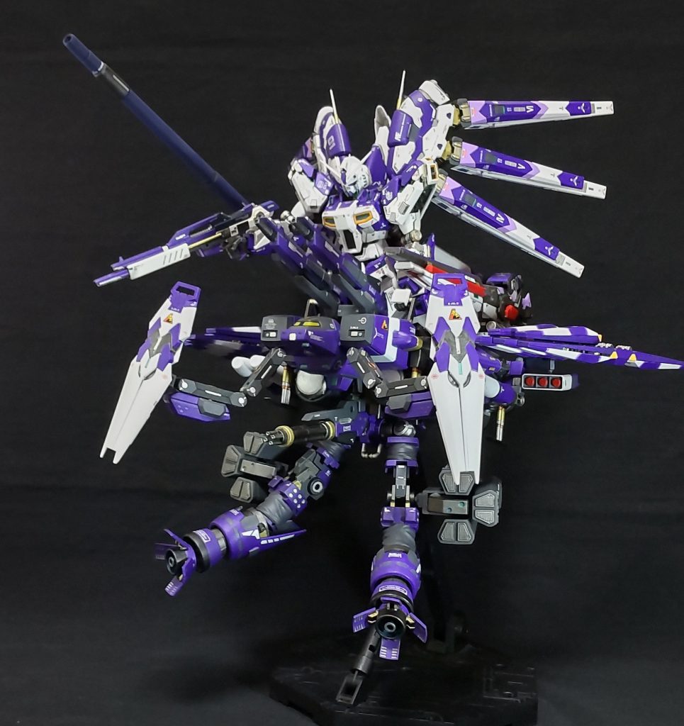 「ベースジャバーを『高機動化』するならどうする❓️」って考えた結果、マクロスのVFガールズからヒントを得てガウォークみたいに脚を付けたらエエんちゃうん」ってなりました😁。