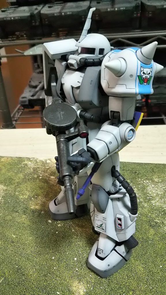 左斜め前💦白いですアップ白い墨入れはガンダムマーカーではなくエナメルブラックの流し込み多いです