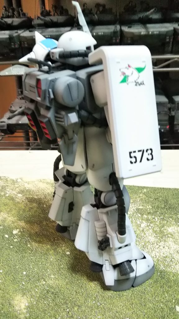 右斜めうしろ💦白いです573