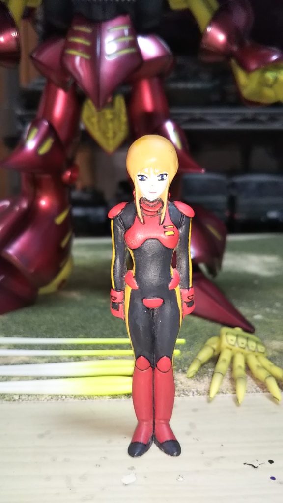 プルツーさん（後年発売のキュベレイMK-Ⅱエルピープル機）と違って直立💦