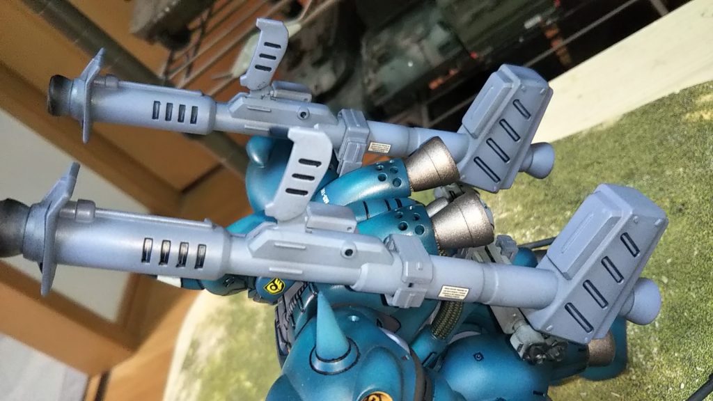 背中のバズーカー×2