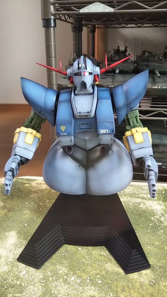 いつものグラデーションした正面