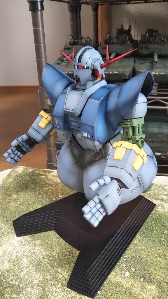 左斜め前