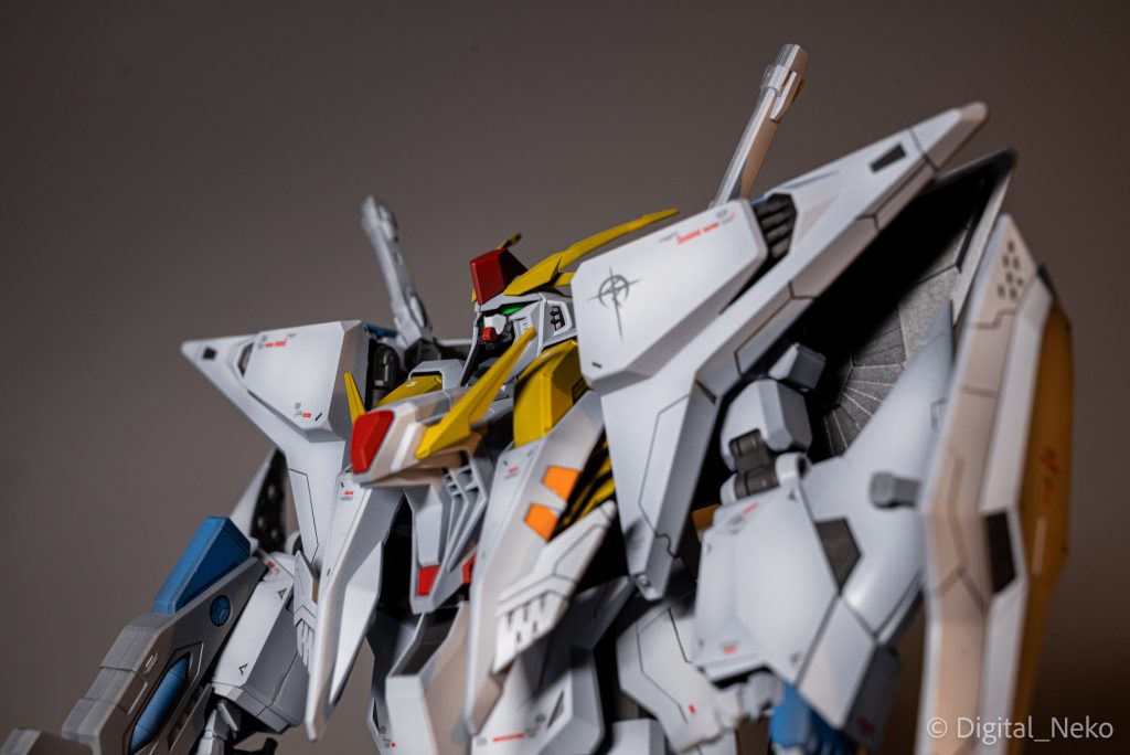 クスィーガンダム（HG）完成｜ガンメタ下地×淡色仕上げ