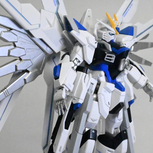 マイティーストライクガンダム（銀仕様）