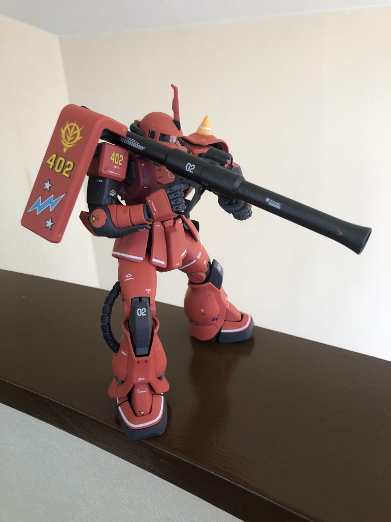 MG 1/100 MS-06S ジョニー•ライデン専用ザクⅡ S型–7枚目/制作者:takao_s