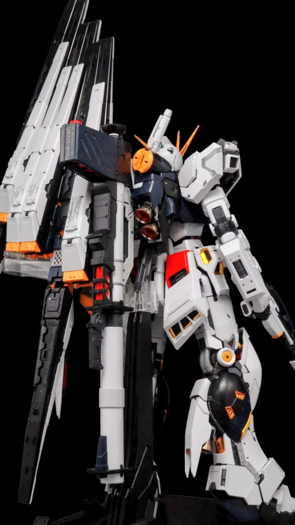 塗装はまったくしていません。スミ入れとデカールはこれからですね。してる方がいらしたら参考にしたいので教えてもらえると助かります。