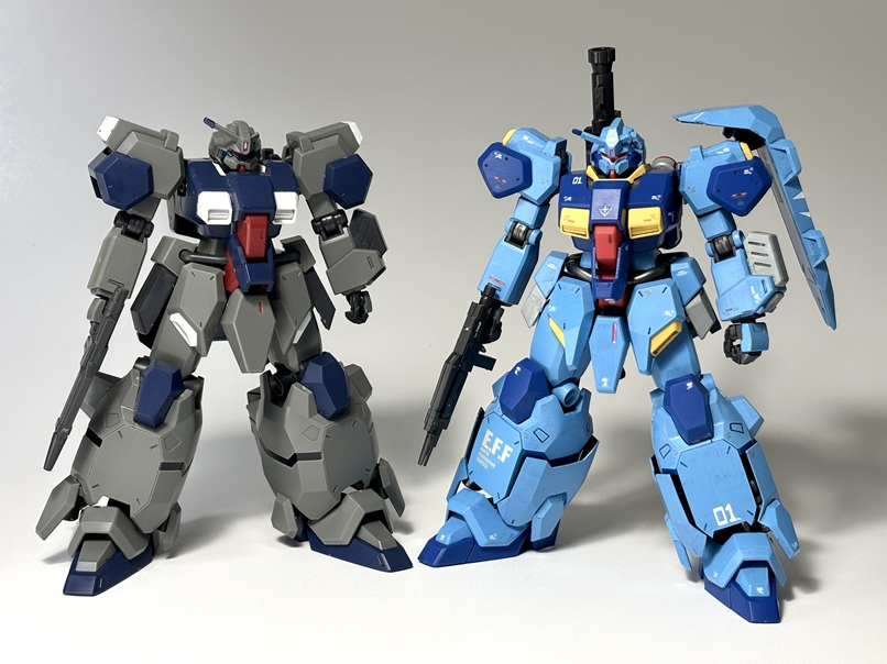 プラ板で非対称V字アンテナを自作して取り付け。ガンダムUC版グスタフ・カール(13型)のアンテナとサイズを合わせてみました。