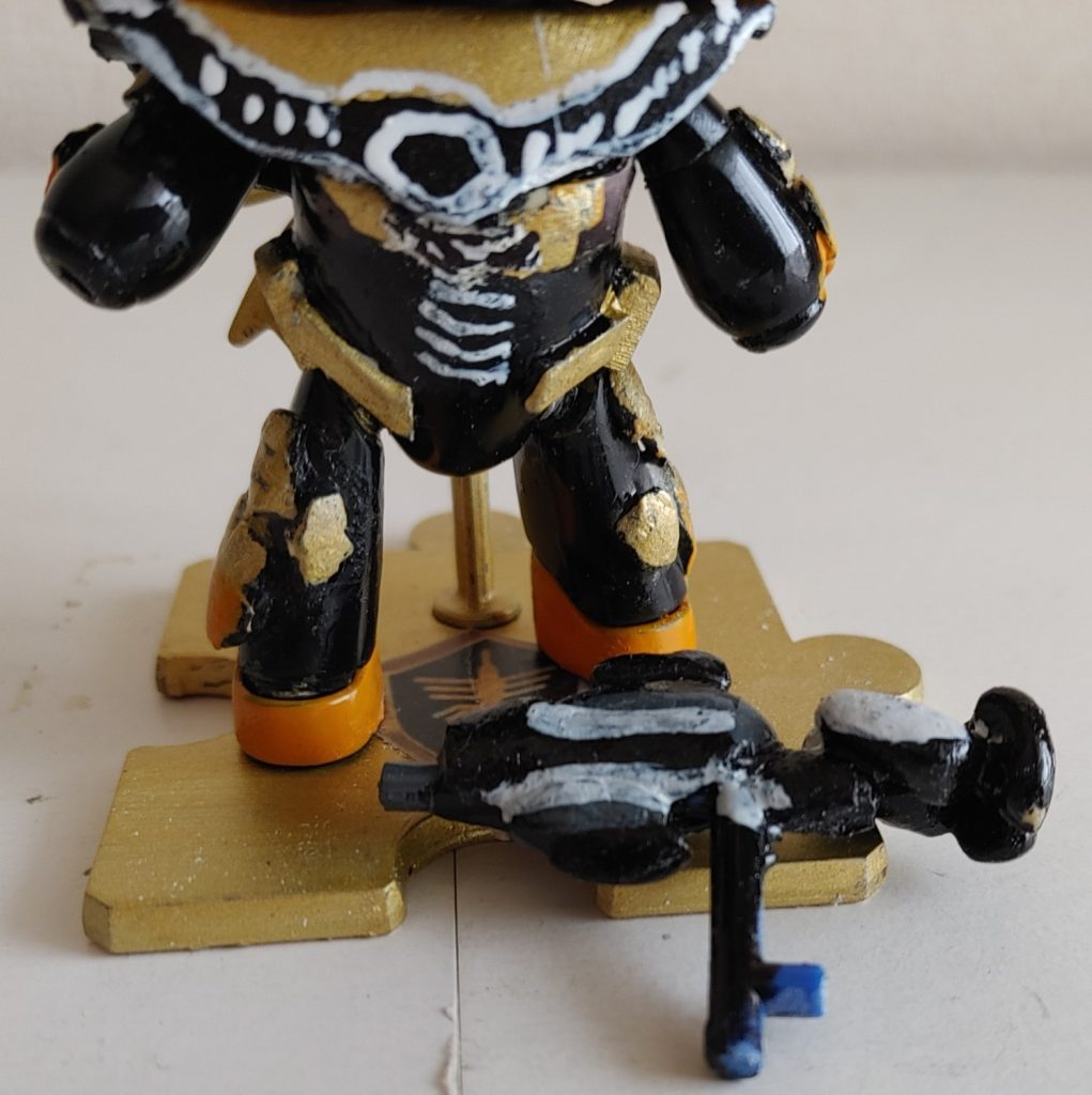 武器兼「蒸着」アイテム、ギャバリオントリガー。ランナーにエポキシパテ。