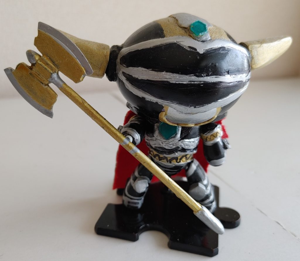 忘れ物。番組後半での武器▪ナイトアックス。プラ板の積層に、エポキシパテ、ランナー製。