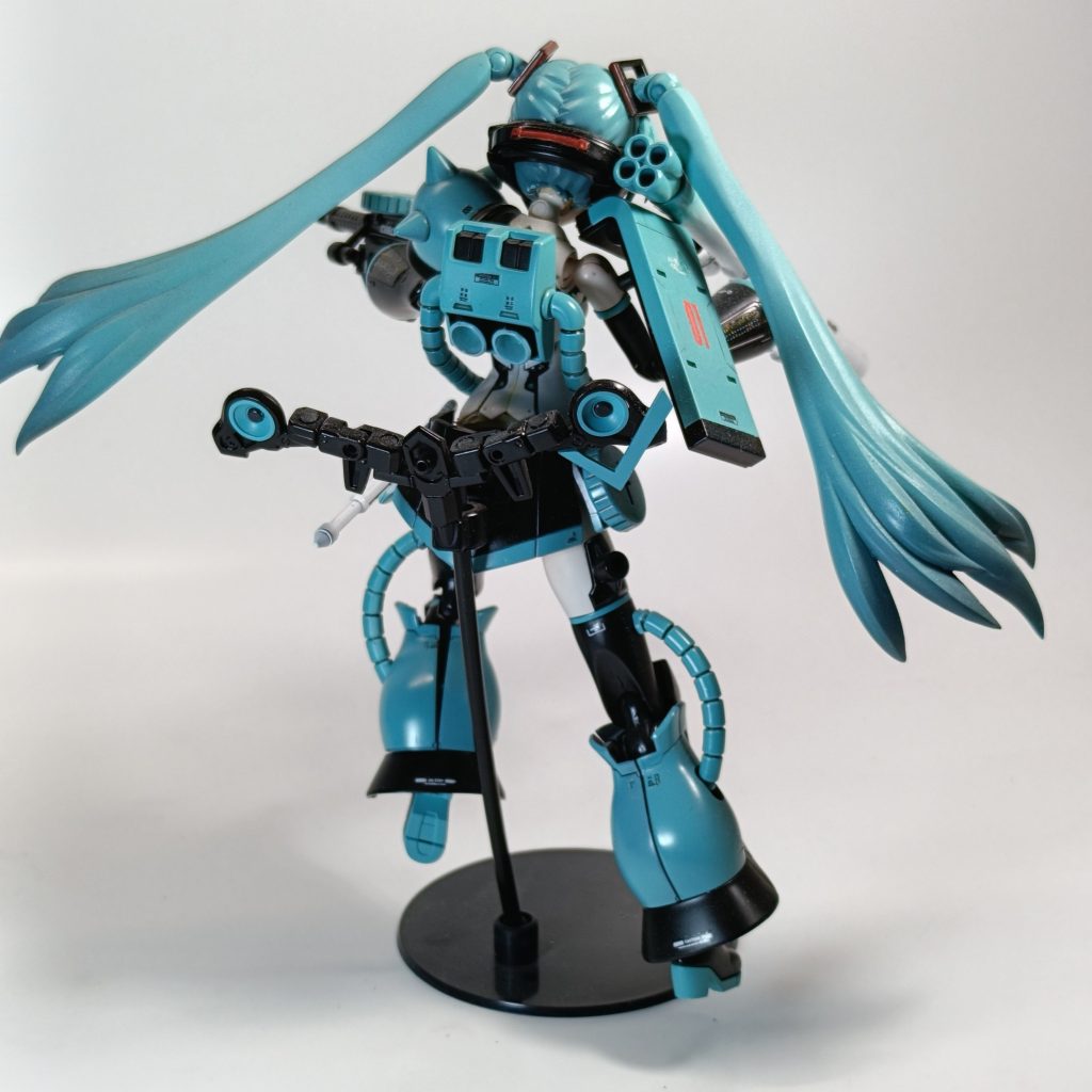 初音ザク–6枚目/制作者：孤独のプラモ