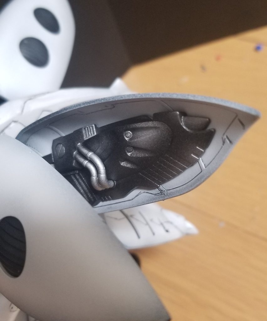 黒サフ→スターブライトシルバー→クリアブラック濃淡→ツヤ消し、で渋くなりました。自分の中では新しいです。