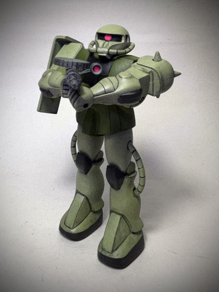 付属のマシンガンがしっかり構えられるのが嬉しいです。