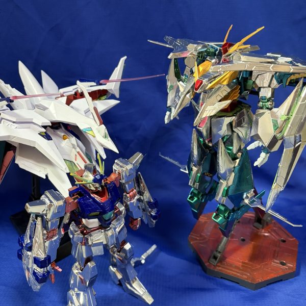 クスィーガンダムをあまり意識したことが無かったのに、キルケーの魔女でまんまとやられた！一番のやられポイントは、なんと言ってもフライトフォーム無骨な感じが、とても好き！残りは、ペネロペのフライトユニット・・・＜Geminiと遊ぼう＞今回は、川の写真とペネロペ＋クスィーガンダムで、川の光沢がビームライフルの色になる感じで作ってくれました。（5枚目）