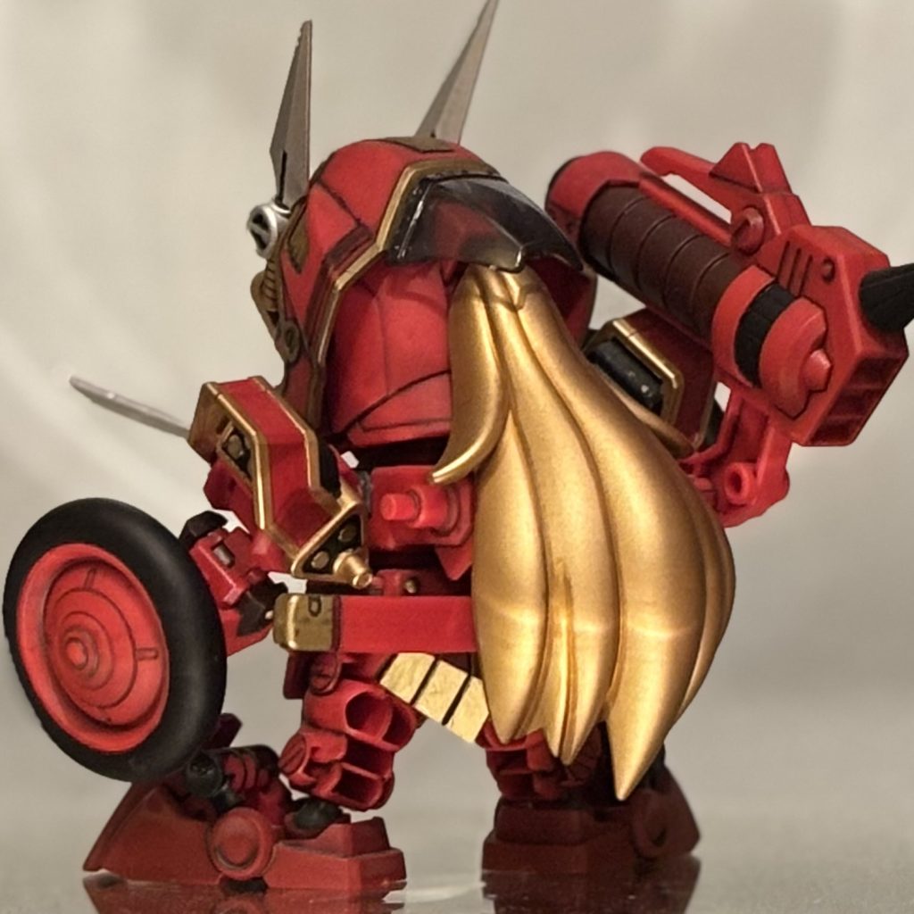 髪の毛の部分をガンダムマーカースプレーで塗装して、モールドをガンダムマーカーでグラデっぽく仕上げ。雑だけど、自分的には気に入ってます。