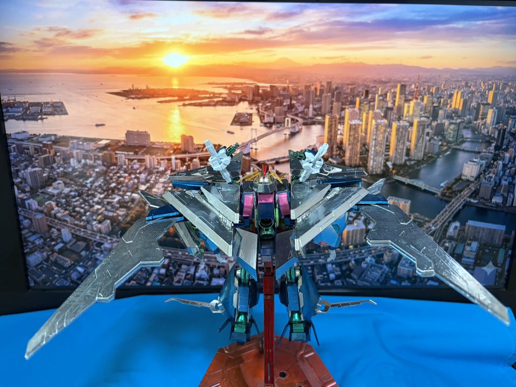 優雅に飛ぶ、クスィーをイメージ平和の為に使えたら良かったのに、腐った官僚のせいで！