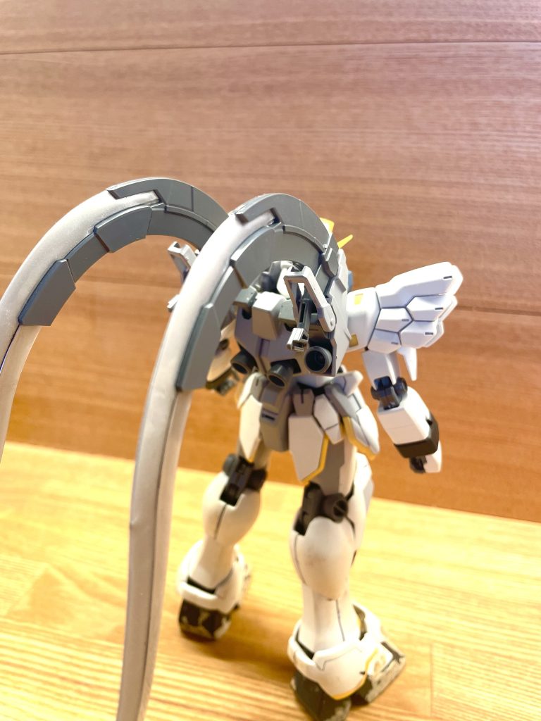 バック背負っている剣？が、大きすぎて画角に入りきりません！(笑)