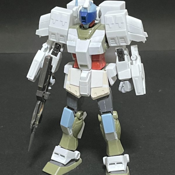 2週間ぐらいただ眺めて形が見えてくるのを待っていた肩部の羽のような形状したフィンなのかな？をプラ板の積層から削り出して下部だけ0.5mmプラ板バックパックを箱組みしてC面を少し削ってみる上部をまるくしてスラスター部分をスクラッチするまだまだやることいっぱいだな脚部スラスターはまだ形が見えてこない（2枚目）