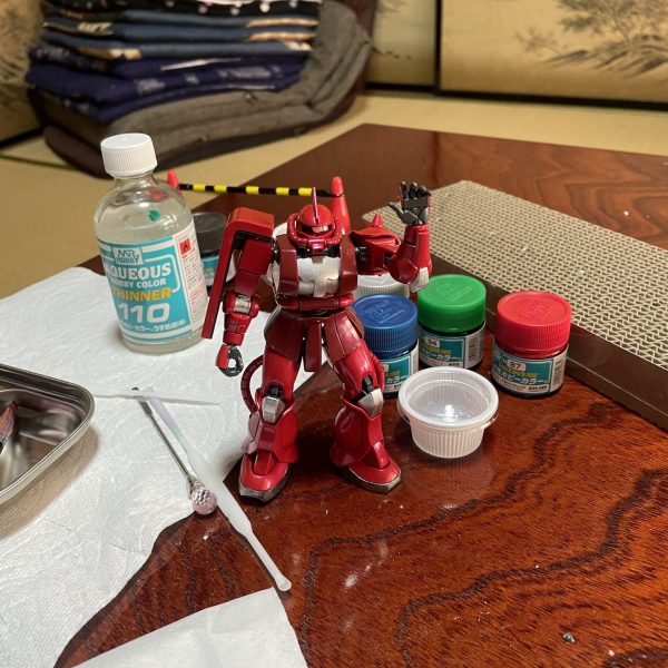 ザクⅡ  シャアザク　初めての塗装（筆塗り）