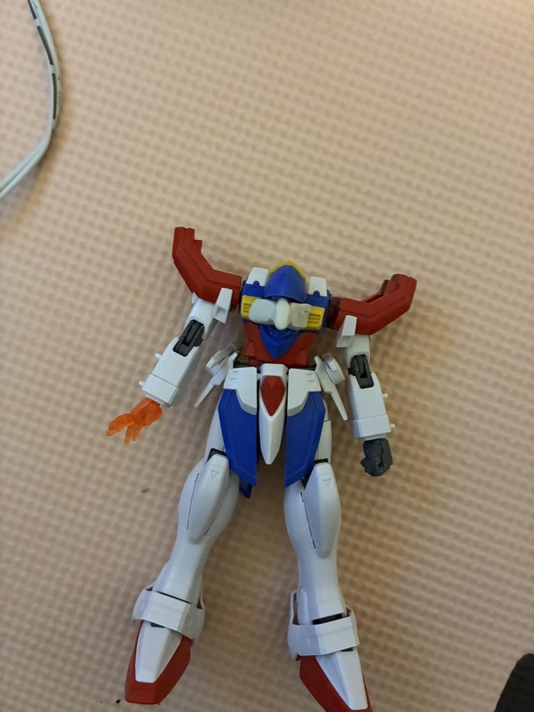 作品名：ゴッドガンダムの何作ってるかわかる人いますか？<p>バックパックも弄ります</p>
