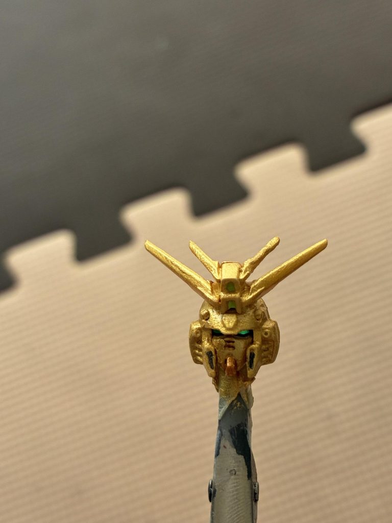 作品名：ゴッドガンダム塗ってます<p>良い色</p>
