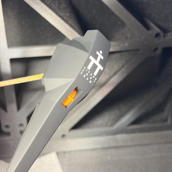 デカールを貼って1週間乾燥させたのでトップコートしていきます。つや消しで仕上げていきます。プレミアムトップコート UVカットスムースクリアーです。&nbsp;（2枚目）