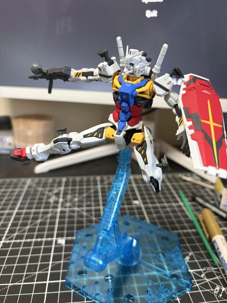 パッケージのポージングしたけどこれじゃない感...