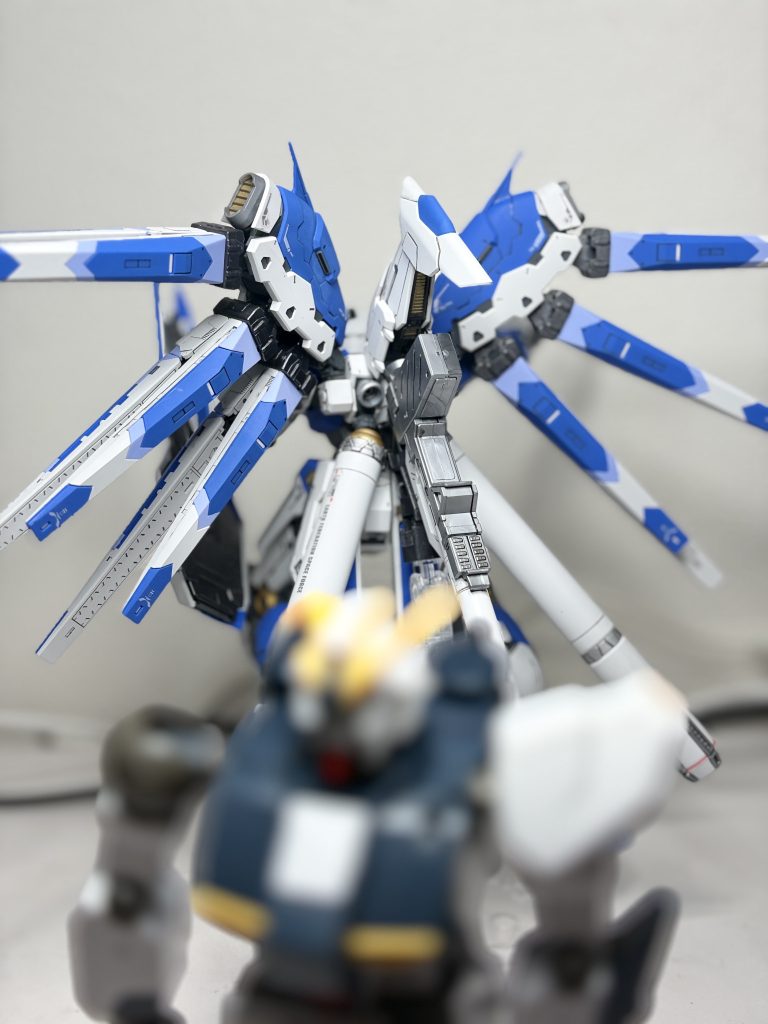 RG hi-ν ガンダム–3枚目/制作者：inunogohan