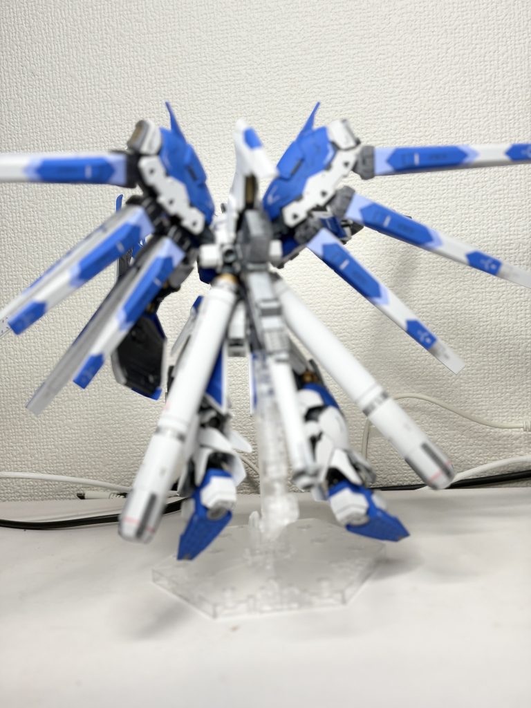 RG hi-ν ガンダム–4枚目/制作者：inunogohan