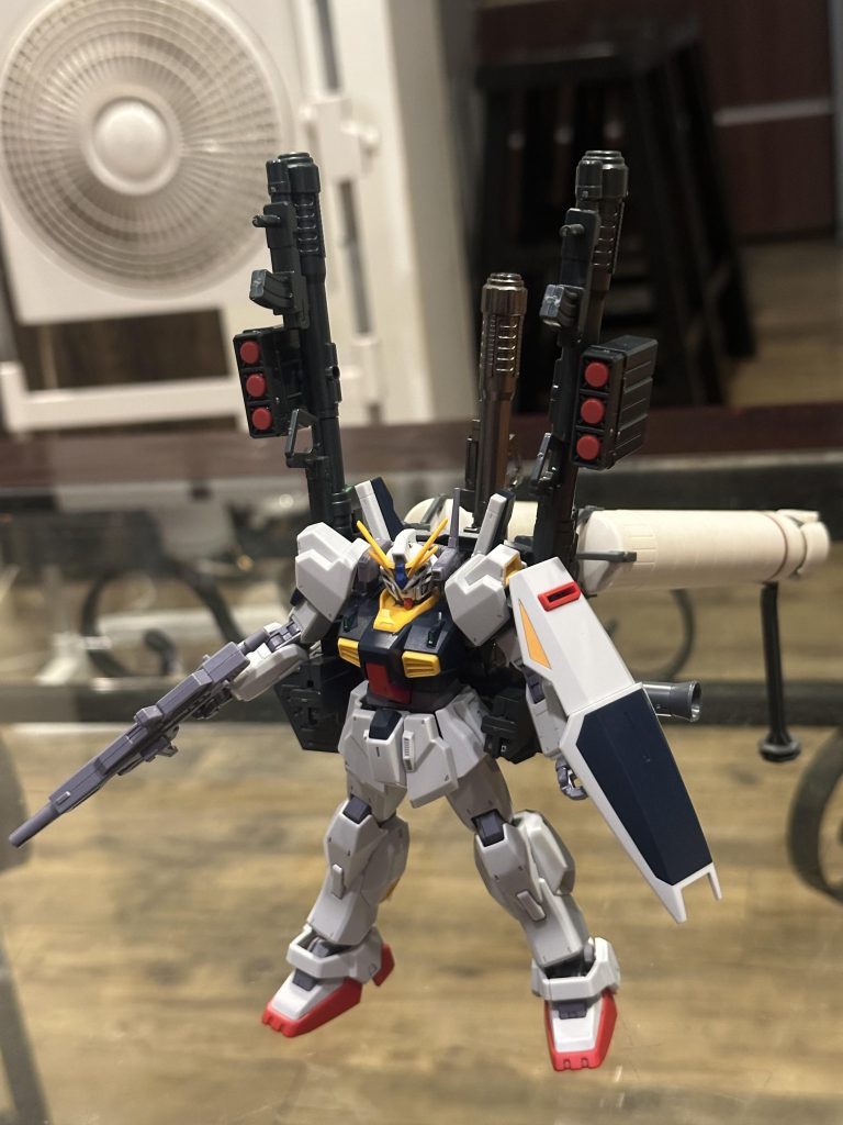 ガンダムトリスタンフルアーマー–3枚目/制作者：PlainRunner