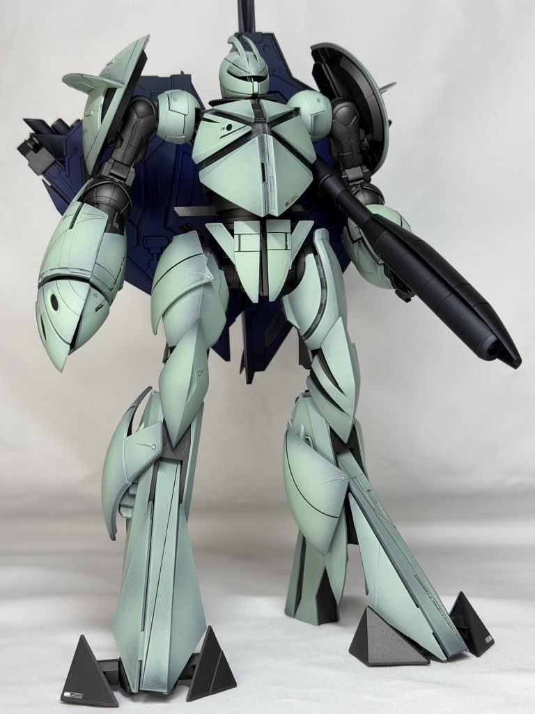 正面から。中々の重厚感